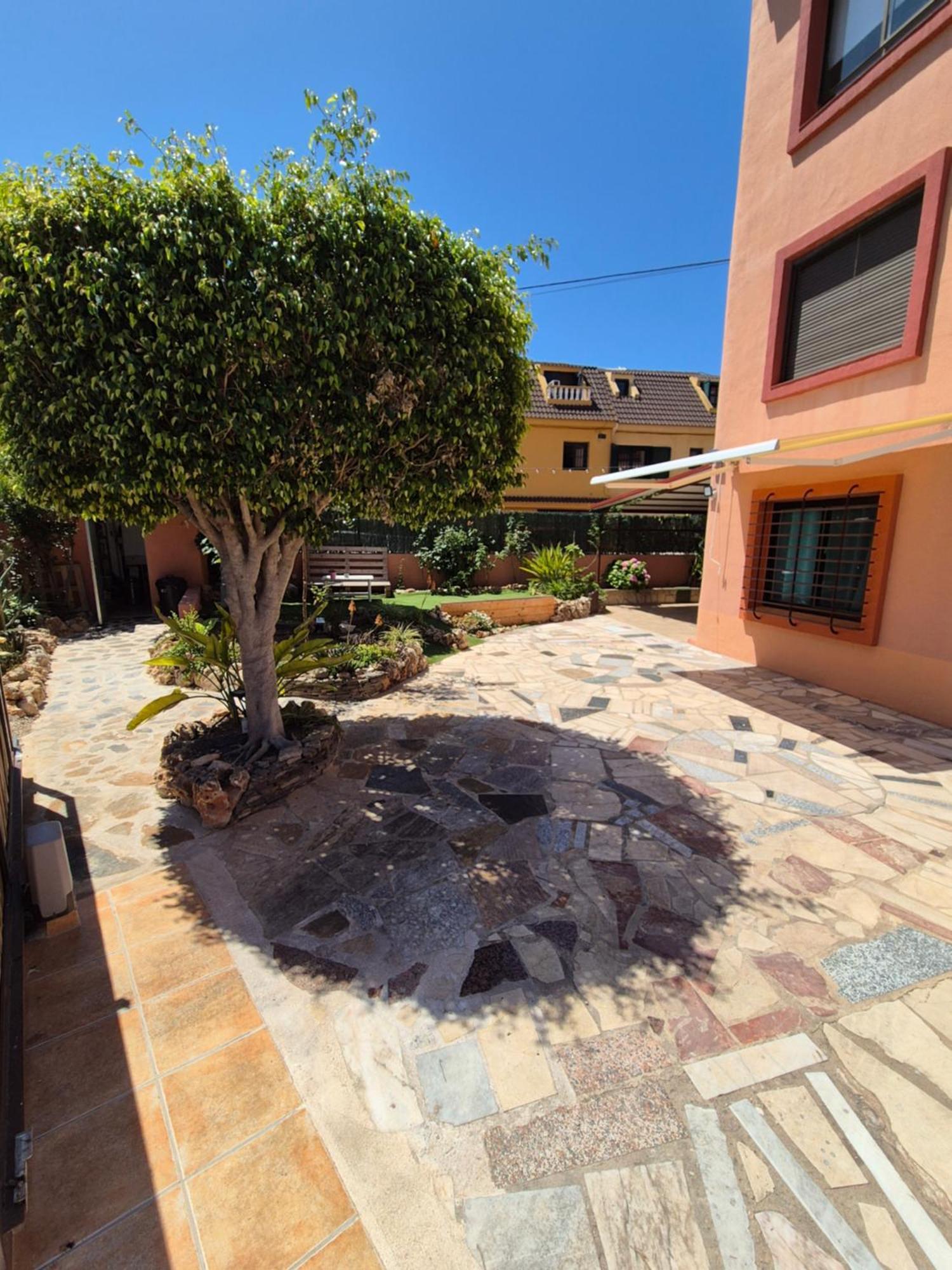 Apartamento El Faro Albir